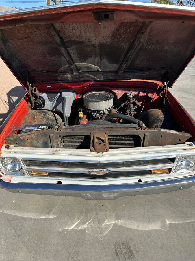 Chevrolet-Silverado-1500-1968-red-149794-8