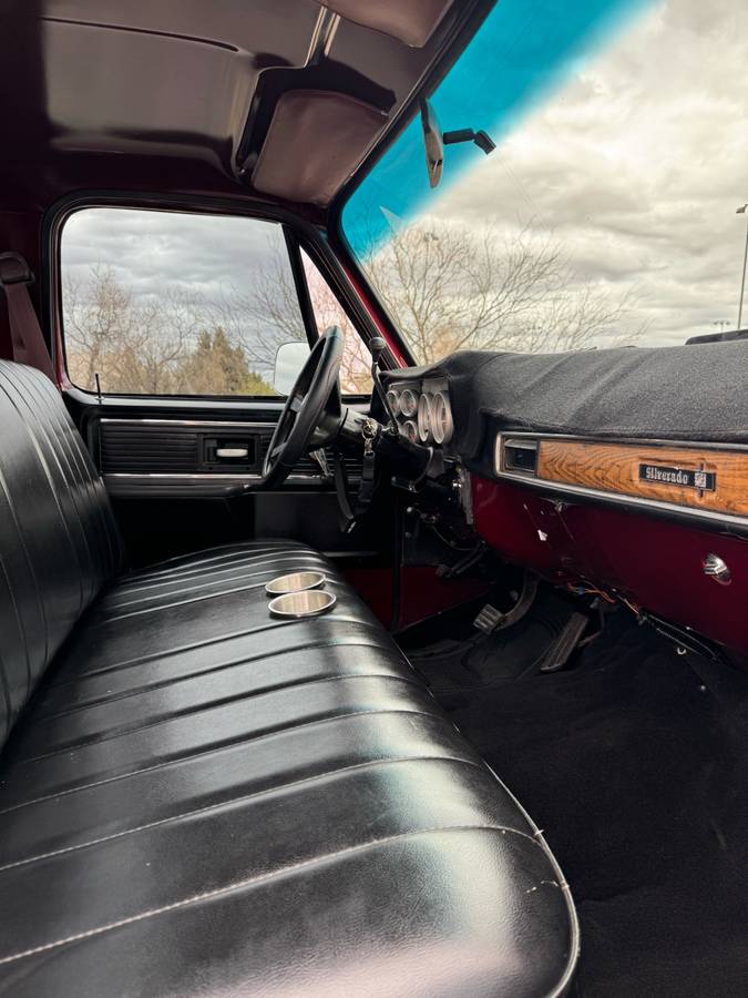 Chevrolet-Silverado-1500-1980-red-32187-8