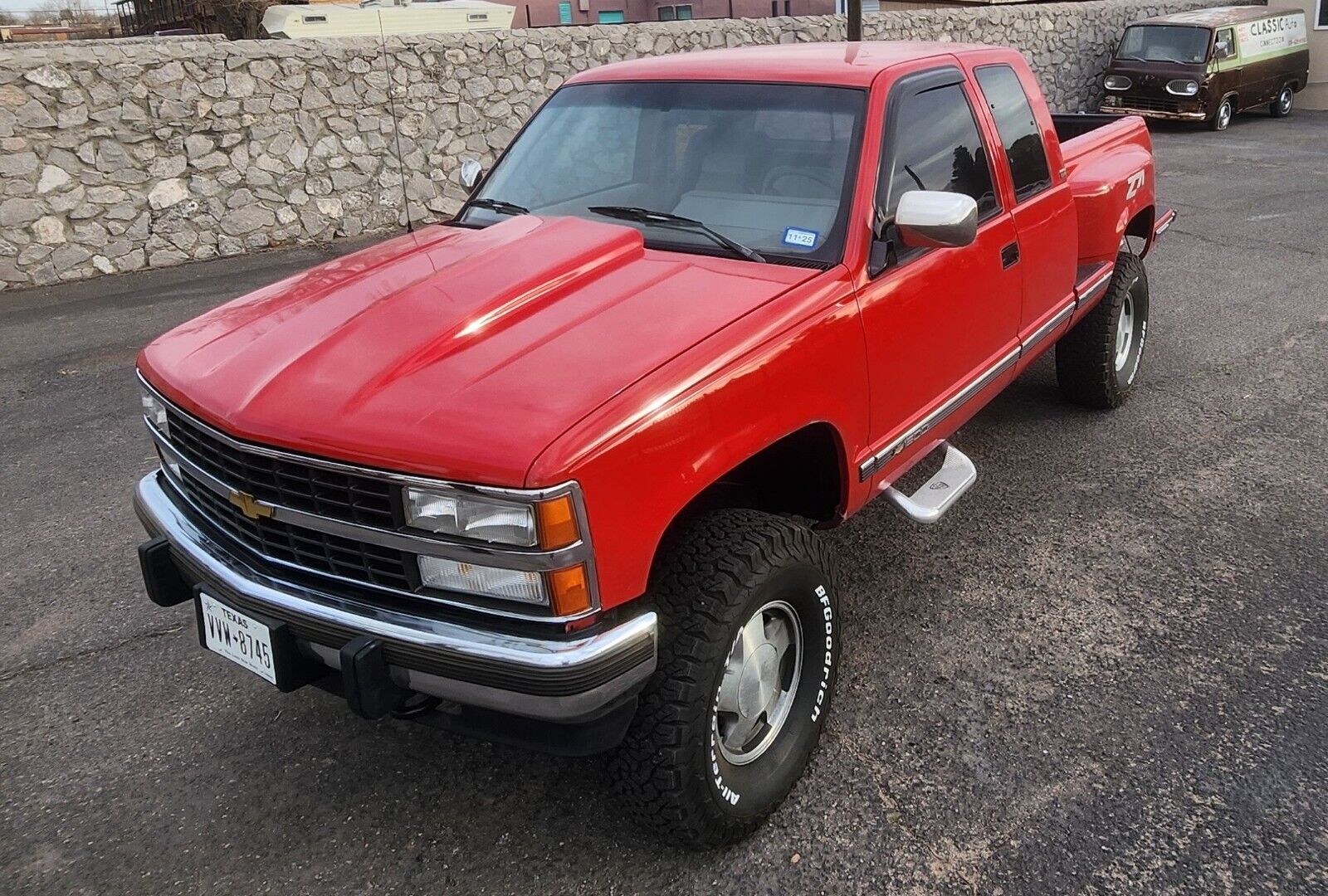 Chevrolet-Silverado-1500-1992-Red-Gray-215594-20