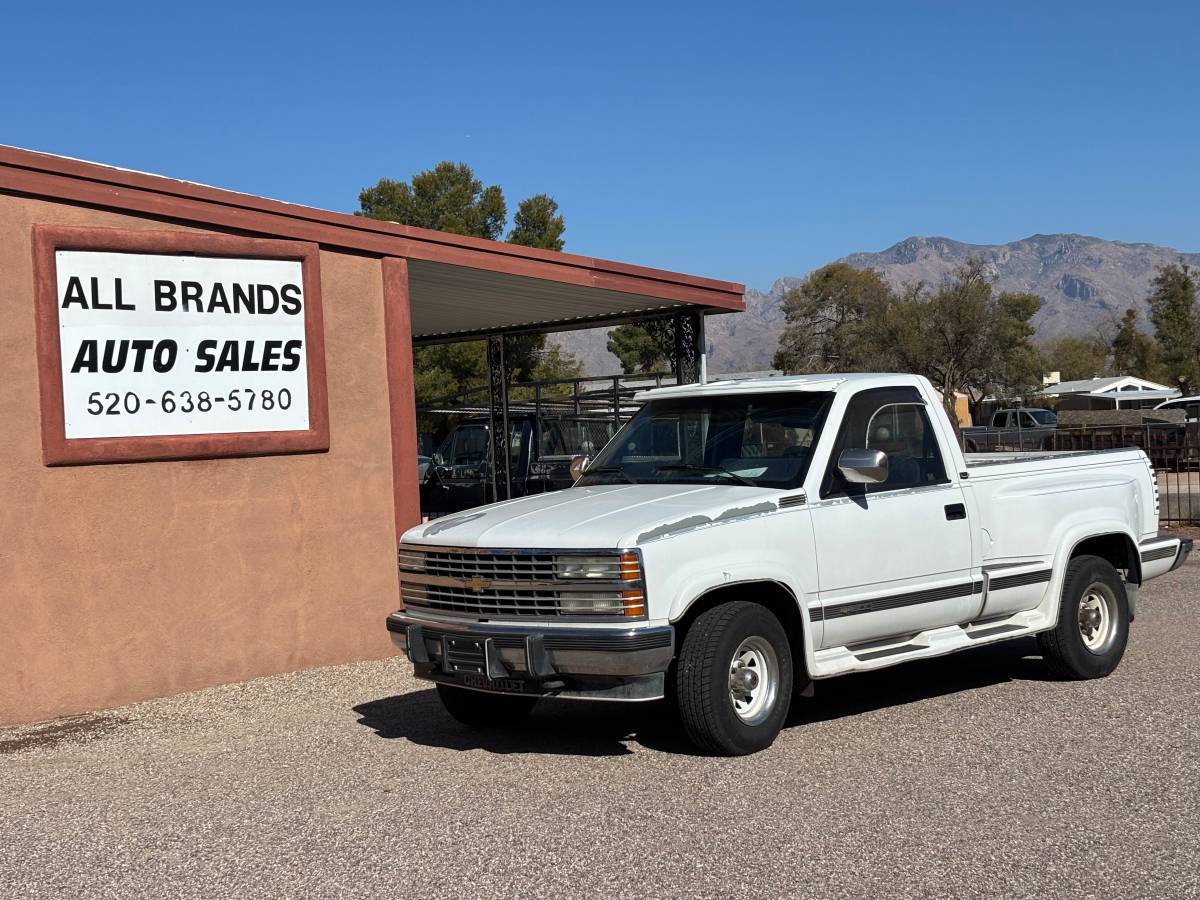 Chevrolet-Silverado-1500-1992-white-193121-1