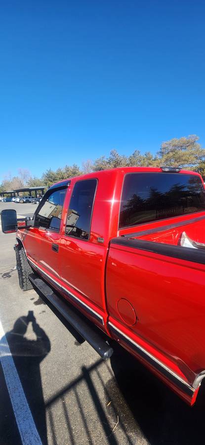 Chevrolet-Silverado-1500-1995-red-230787-8