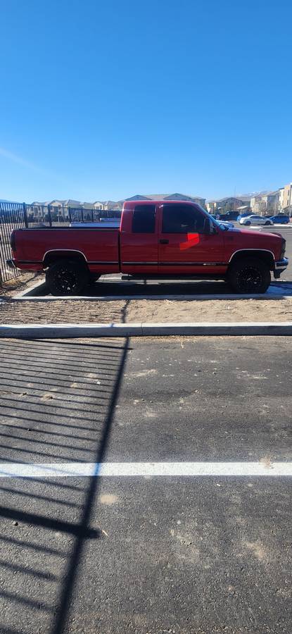 Chevrolet-Silverado-1500-1995-red-230787-9