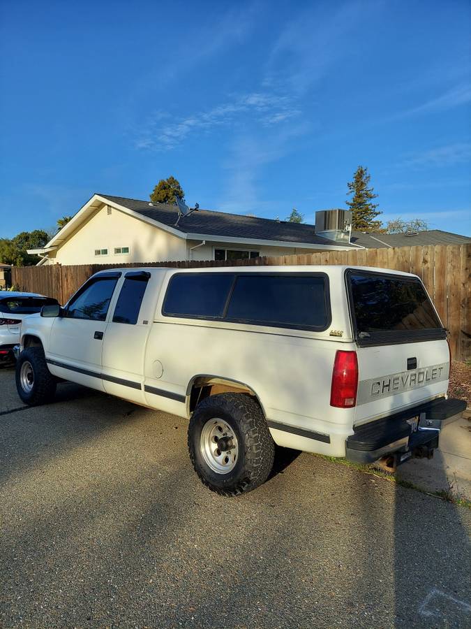 Chevrolet-Silverado-1500-4x4-1994-white-450615-2