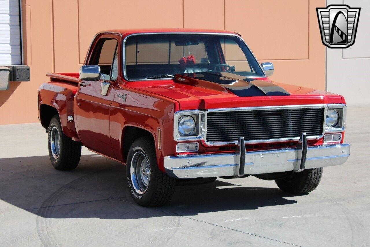 Chevrolet-Silverado-1500-Pickup-1976-Red-Black-1061-5