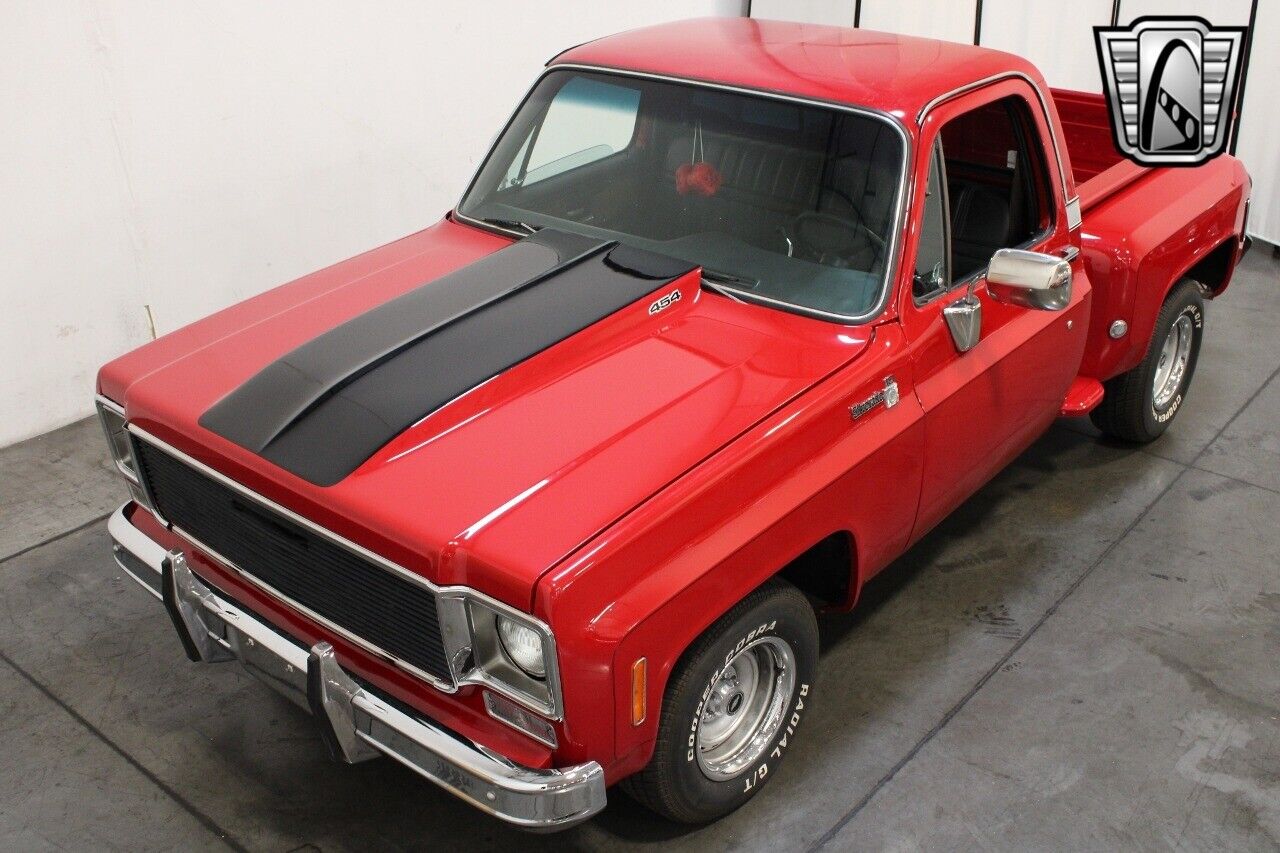 Chevrolet-Silverado-1500-Pickup-1976-Red-Black-1061-8