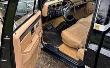 Chevrolet-Silverado-1500-Pickup-1986-Black-Tan-217261-5