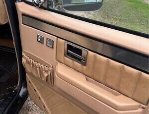 Chevrolet-Silverado-1500-Pickup-1986-Black-Tan-217261-9