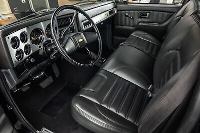 Chevrolet-Silverado-1500-Pickup-1987-Black-Black-20577-2