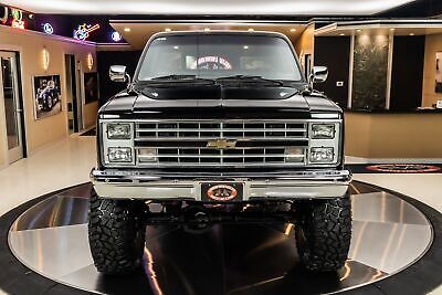 Chevrolet-Silverado-1500-Pickup-1987-Black-Black-20577-8