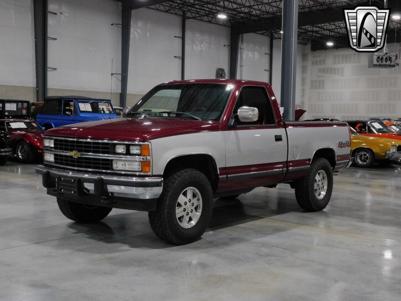 Chevrolet-Silverado-1500-Pickup-1988-Red-Red-435572-2