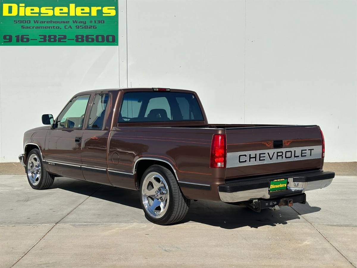 Chevrolet-Silverado-1500-extra-cab-short-bed-5.7l-v8-lowered-1994-brown-180246-2