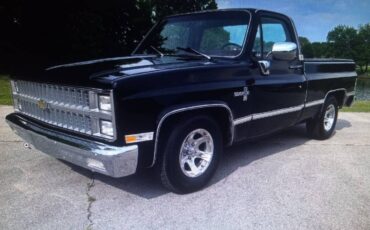 Chevrolet-Silverado-1982-black-3058