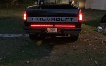 Chevrolet-Silverado-1988-black-265541