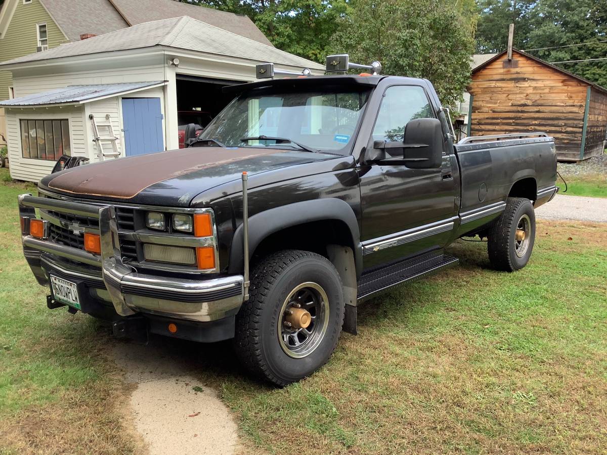 Chevrolet-Silverado-1988-black-265541-7