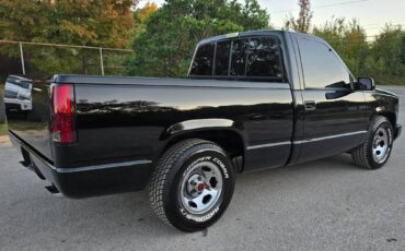 Chevrolet-Silverado-1991-black-157715-4