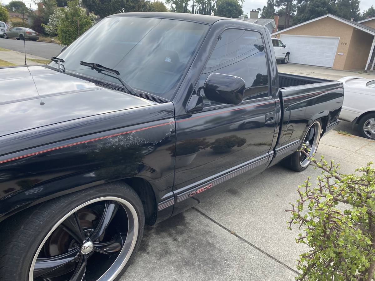 Chevrolet-Silverado-1992-black-288313-1