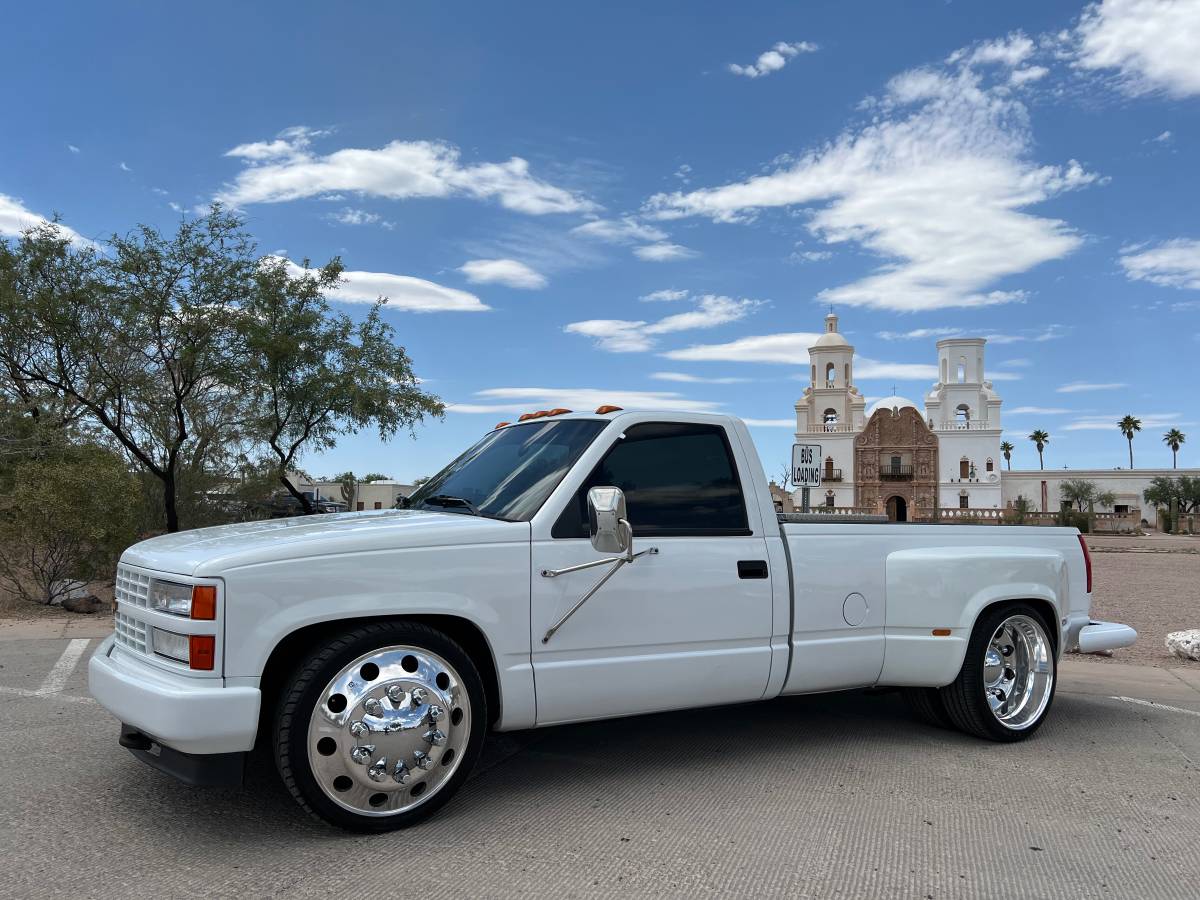 Chevrolet-Silverado-1992-white-6437-1