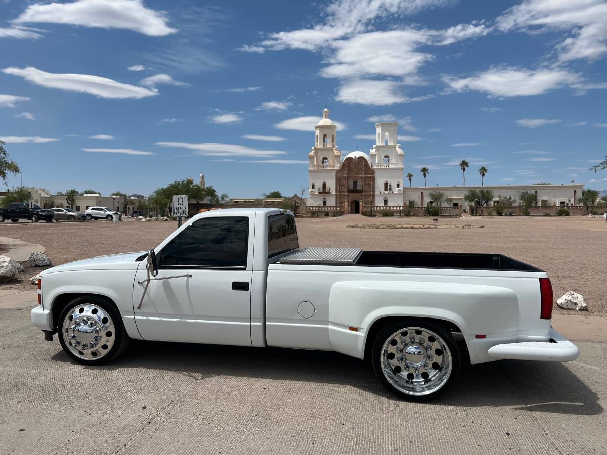 Chevrolet-Silverado-1992-white-6437-4