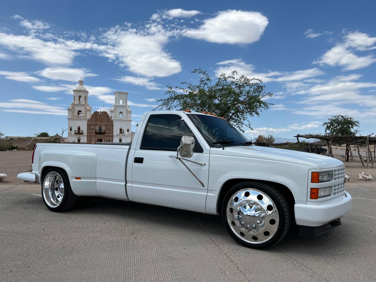 Chevrolet-Silverado-1992-white-6437