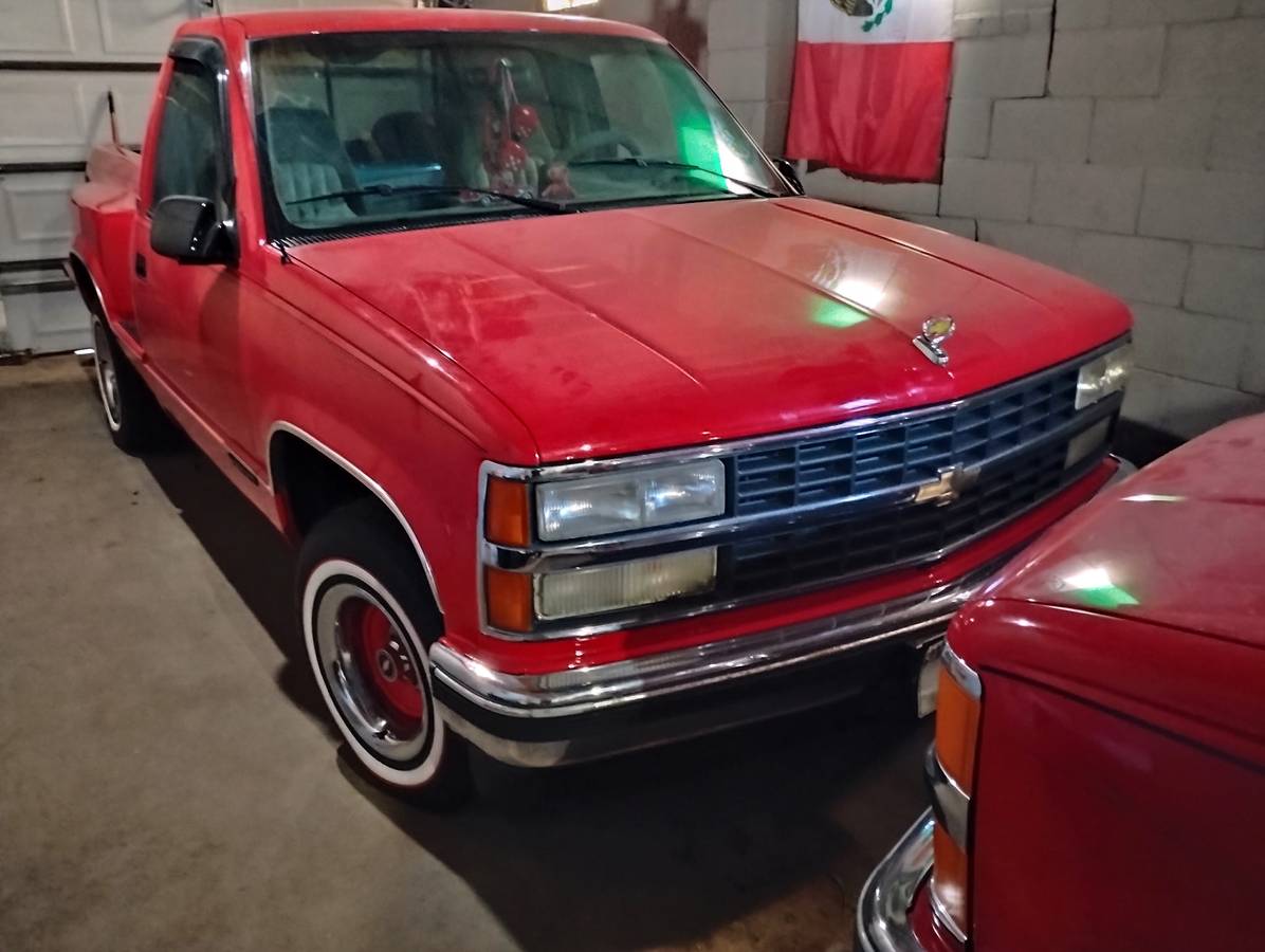 Chevrolet-Silverado-1993-red-321868