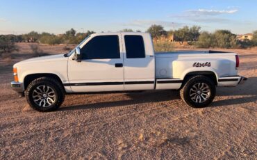 Chevrolet-Silverado-1995-white-259908-1