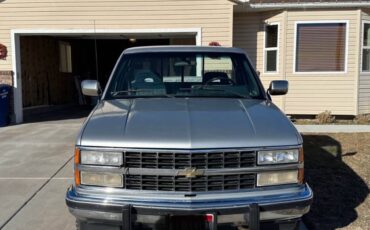 Chevrolet-Silverado-2500-diesel-1992-433529-2