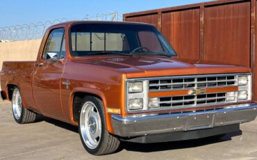 Chevrolet-Silverado-c10-1985-35763-14