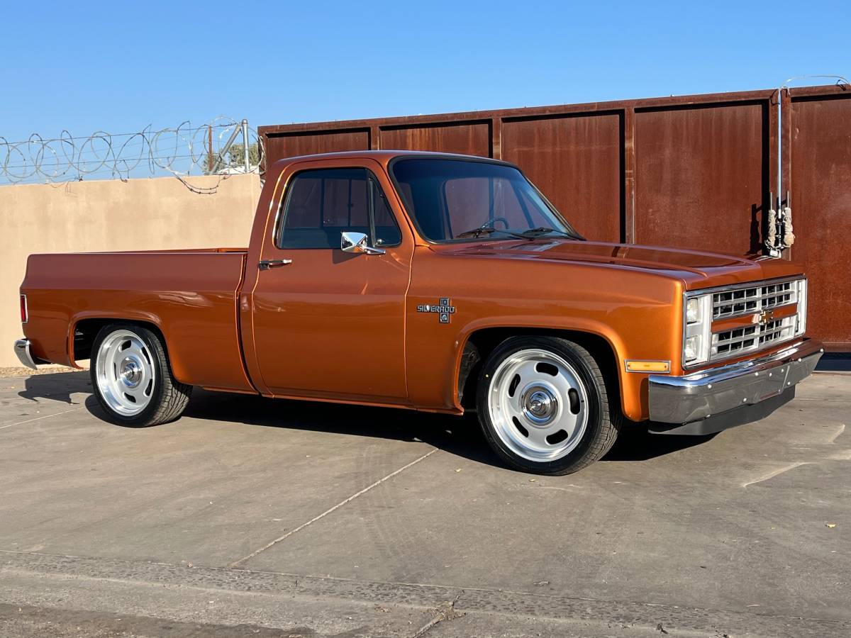 Chevrolet-Silverado-c10-1985-35763-16