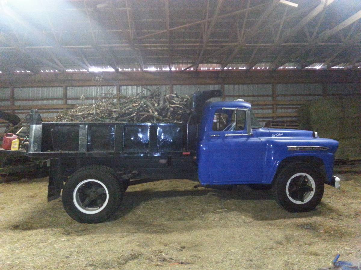 Chevrolet-Spartan-1959-blue-160934-2