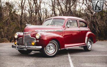 Chevrolet-Special-Deluxe-1941-Red-Tan-145393-2