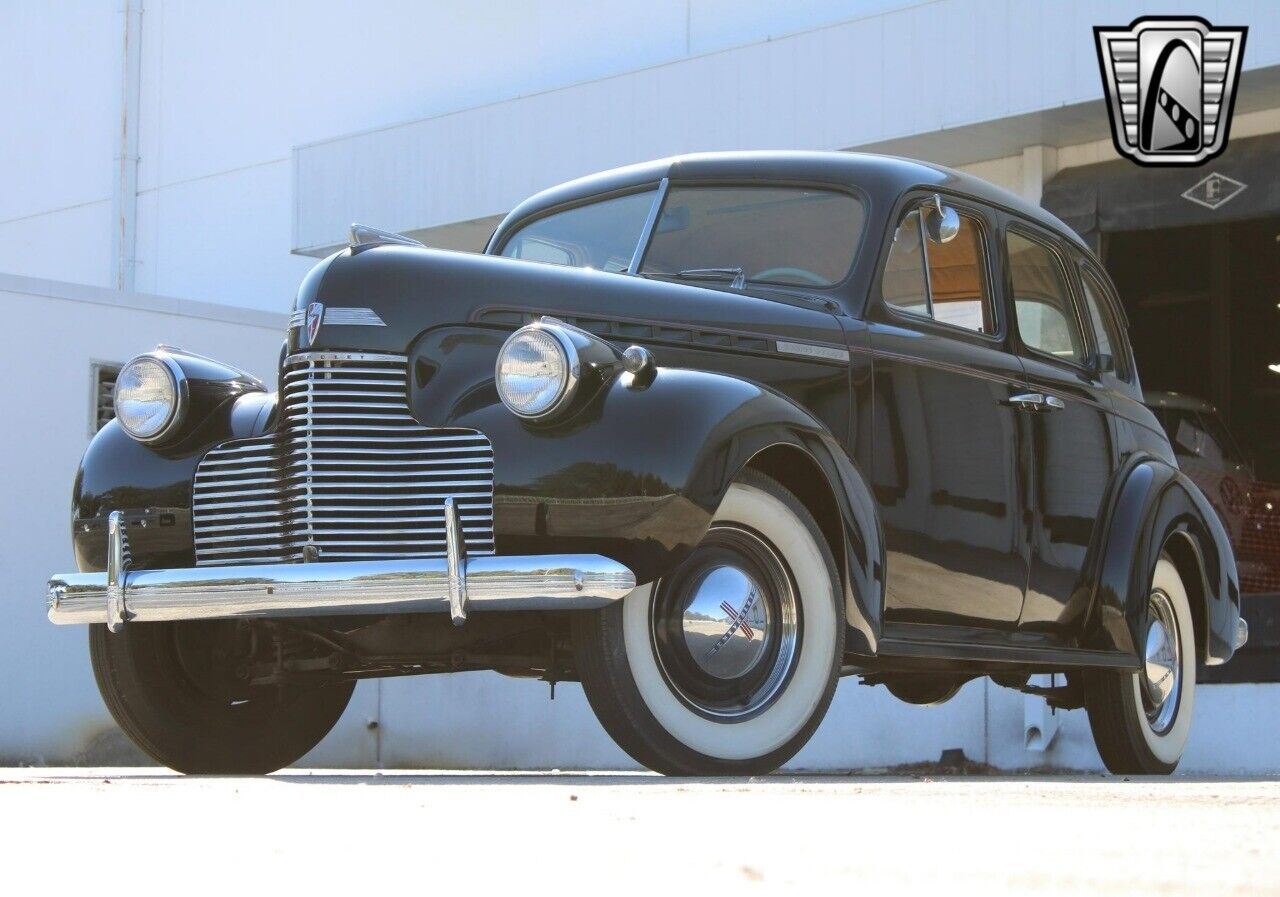 Chevrolet-Special-Deluxe-Berline-1940-Black-Tan-116772-2