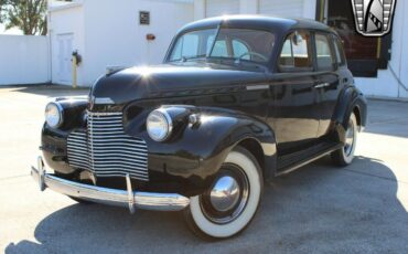 Chevrolet-Special-Deluxe-Berline-1940-Black-Tan-116772-4