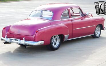 Chevrolet-Special-Deluxe-Coupe-1951-Raspberry-metallic-White-409-7