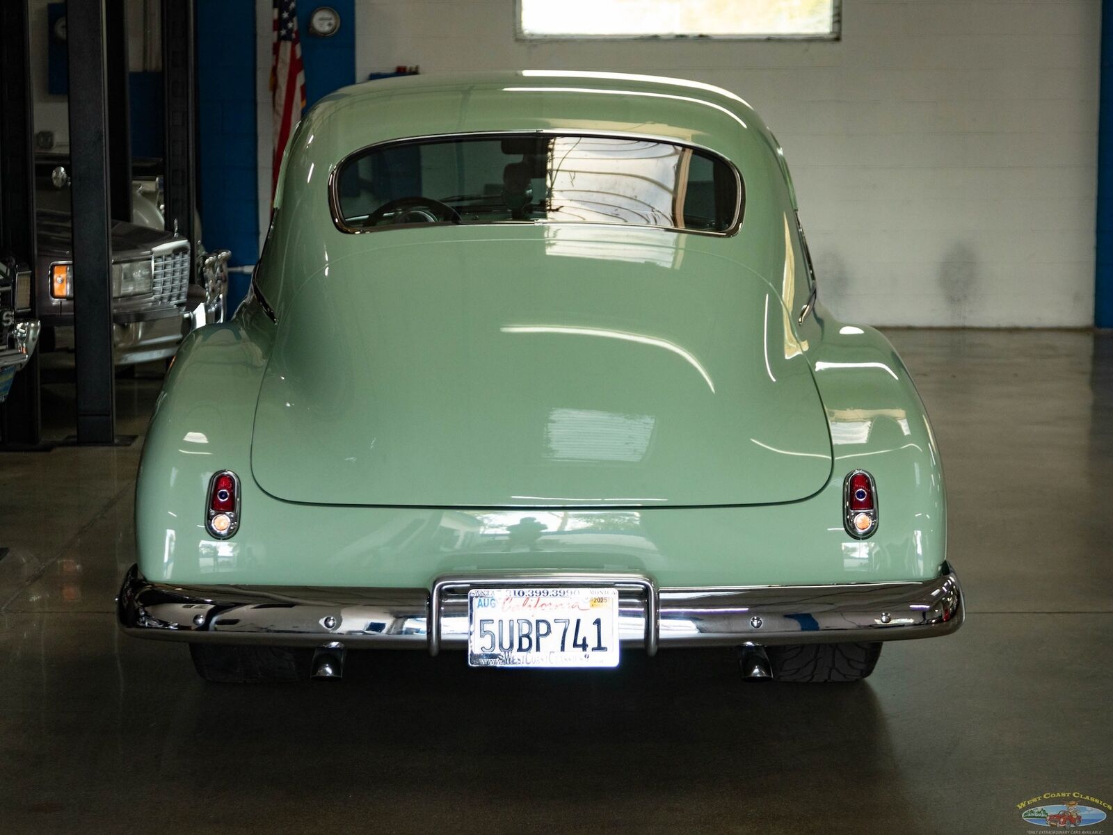 Chevrolet-Special-Fleetline-Berline-1950-Green-Tan-3438-16