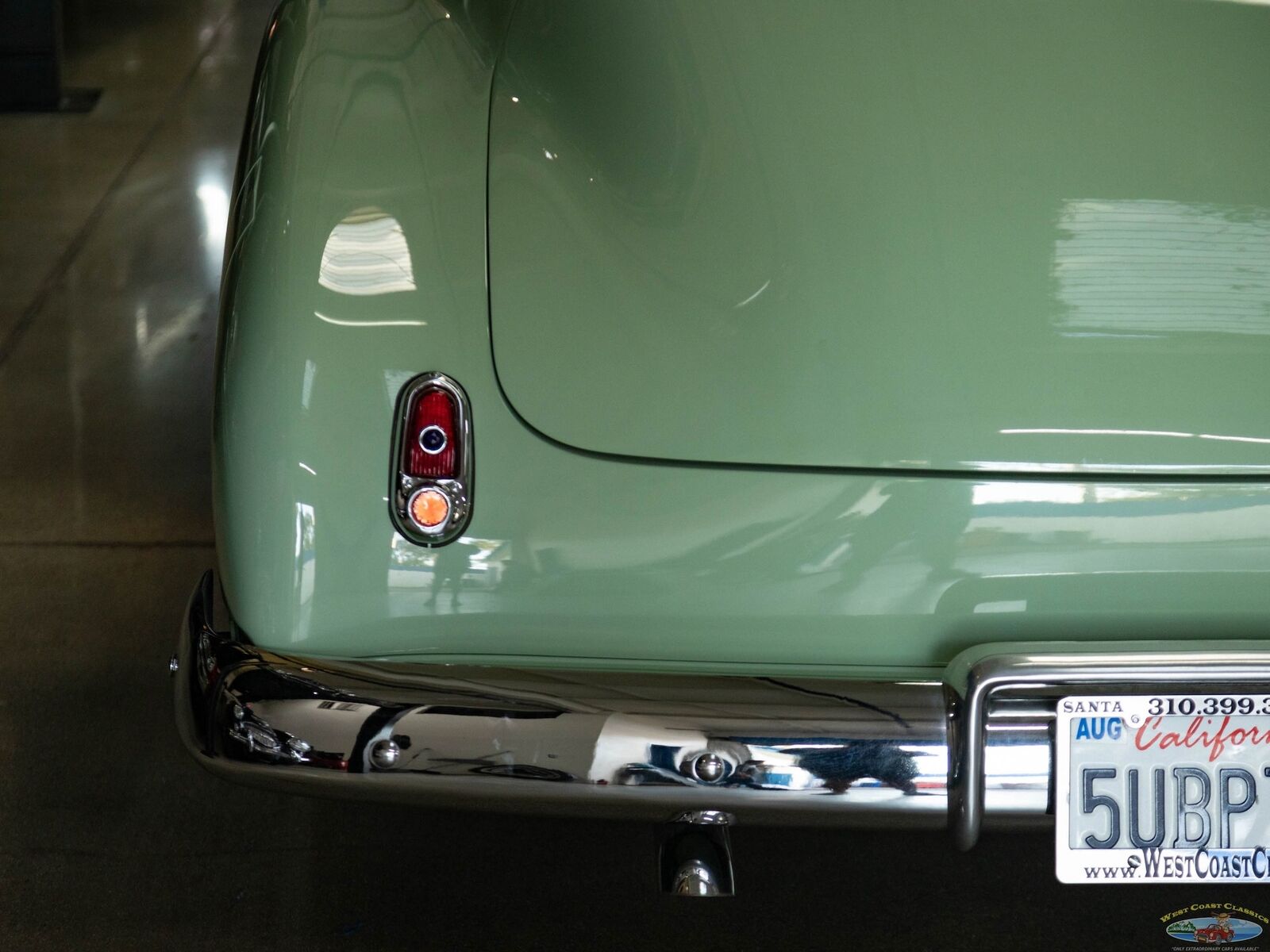 Chevrolet-Special-Fleetline-Berline-1950-Green-Tan-3438-17