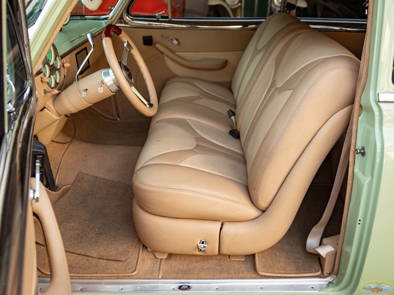 Chevrolet-Special-Fleetline-Berline-1950-Green-Tan-3438-29