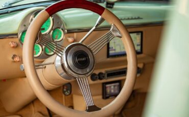 Chevrolet-Special-Fleetline-Berline-1950-Green-Tan-3438-32