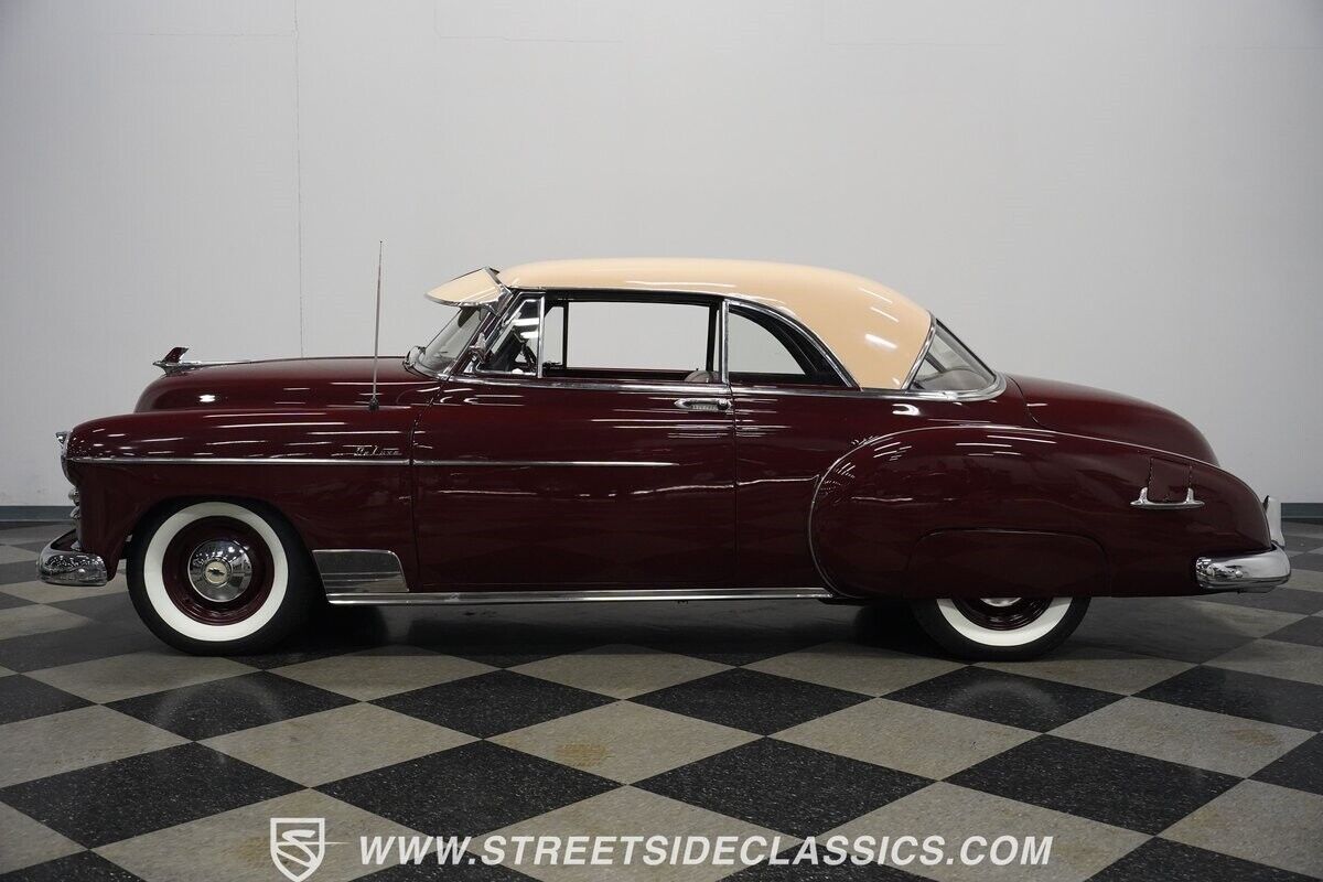 Chevrolet-Styleline-1950-Burgundy-Tan-7483-3