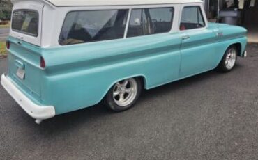 Chevrolet-Suburban-1965-Aqua-Black-133576-1