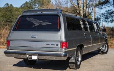 Chevrolet-Suburban-1988-Gray-Gray-0-7