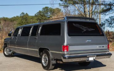 Chevrolet-Suburban-1988-Gray-Gray-0-9