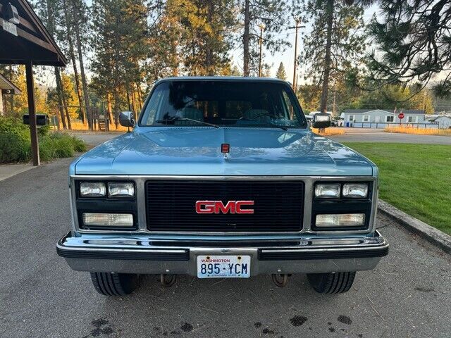 Chevrolet-Suburban-1989-Blue-Blue-118287-4