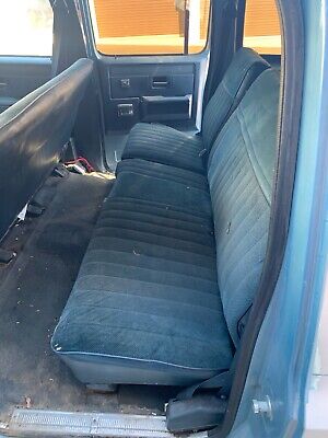 Chevrolet-Suburban-1991-Blue-159325-9