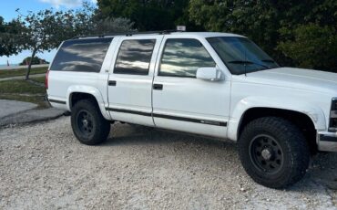 Chevrolet-Suburban-1994-White-Tan-117482-1