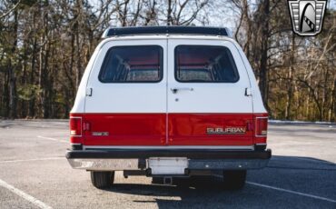 Chevrolet-Suburban-Cabriolet-1991-Red-Red-176849-5