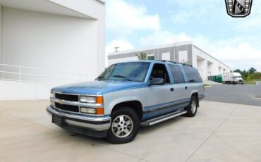 Chevrolet-Suburban-Cabriolet-1995-Blue-Blue-265658-2