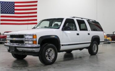 Chevrolet Suburban SUV 1995