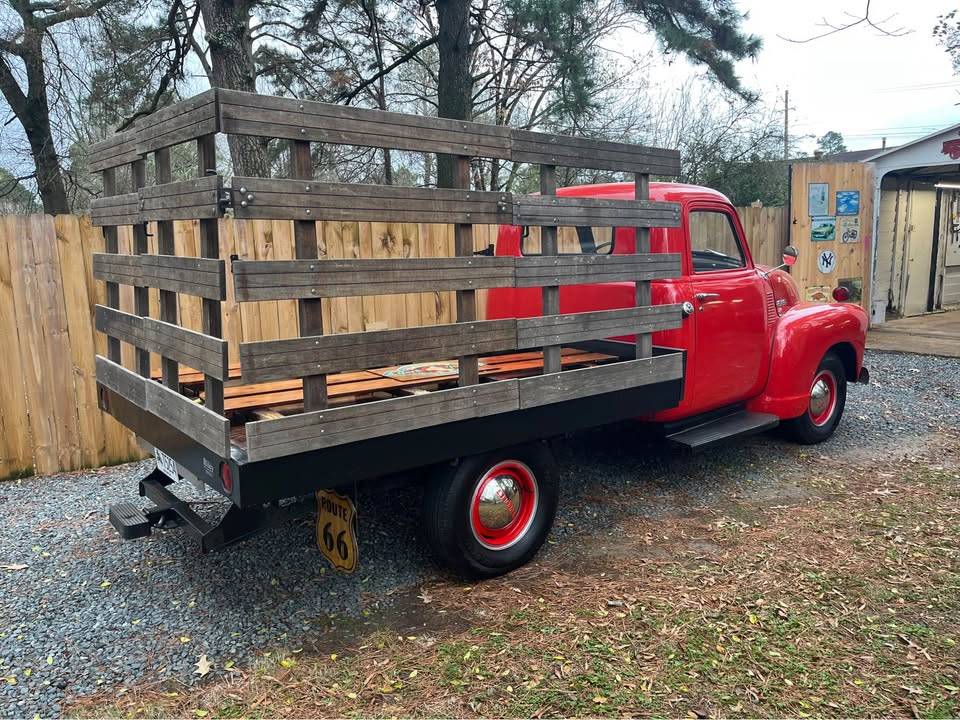 Chevrolet-Truck-1950-red-12070-3