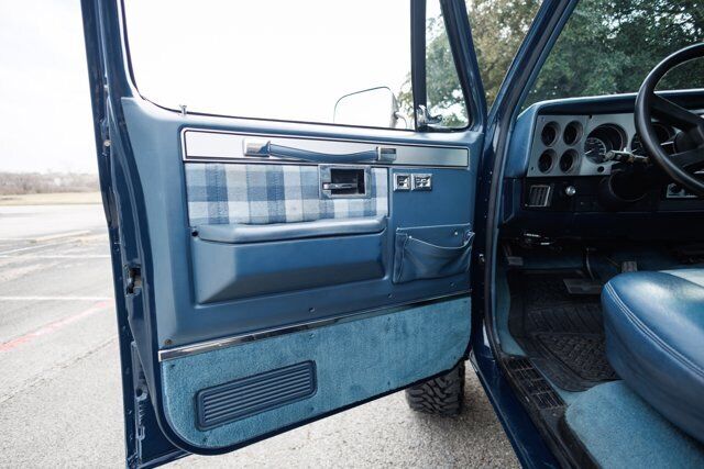 Chevrolet-V10-1987-Blue-Blue-1788-38