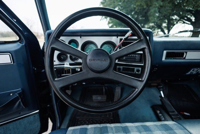 Chevrolet-V10-1987-Blue-Blue-1788-39